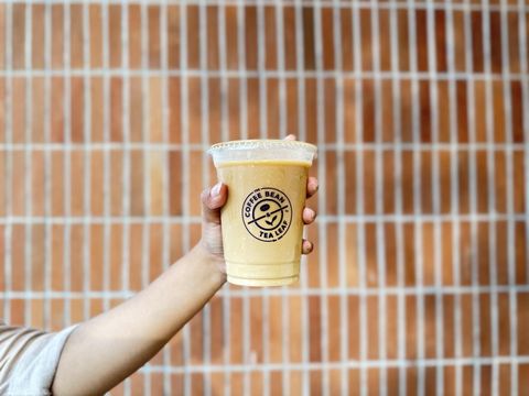 Kopi susu pilihan Bunda
