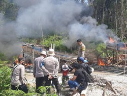 Operasi PETI di 4 Desa di Inhu, 10 Rakit Langsung Dimusnahkan!