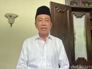 Kata Jokowi soal Wamenaker Noel yang Dulu Ketum Relawan Joman Kata Jokowi soal Wamenaker Noel yang Dulu Ketum Relawan Joman