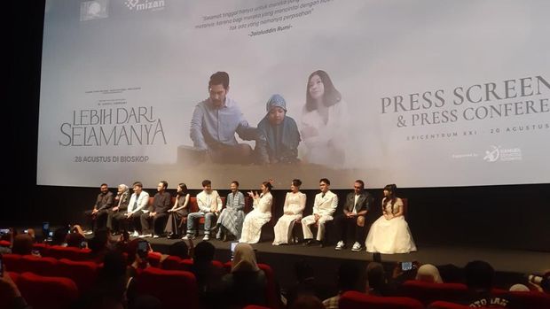 Press Conference Film 'Lebih Dari Selamanya'