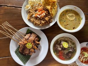 Soto Sob H. Asmawi: Gurih Hangat Soto Betawi dan Nasgor Kambing Legendaris di Jaksel Soto Sob H. Asmawi: Gurih Hangat Soto Betawi dan Nasgor Kambing Legendaris di Jaksel