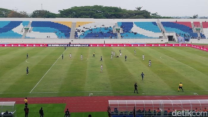 Stadion Kanjuruhan saat laga Arema FC vs Bhayangkara Presisi di pekan ketiga lanjutan Super League