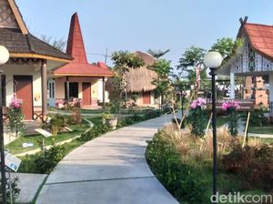Wisata Taman Bhinneka di Surabaya Wisata Taman Bhinneka di Surabaya