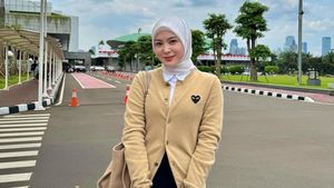 Ayana Moon Masuk DPR, Ngapain?