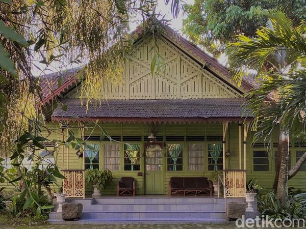 Intip Jeroan Bumi Ageung Cikidang yang Tampak Kokoh Meski Berusia 139 Tahun