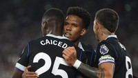 Dari lima laga itu, Chelsea cuma akan sekali main di kandang yakni kontra Brighton. Sisanya tandang semua, mampukah The Blues raih kemenangan? (Rob Newell - CameraSport via Getty Images)