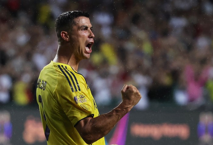 Cristiano Ronaldo Soccer Football - Saudi Super Cup - Final - Al Nassr v Al Ahli - Hong Kong Stadium, Hong Kong, China - August 23, 2025 Al Nassr's Cristiano Ronaldo celebrates after scoring during the penalty shootout REUTERS/Tyrone Siu