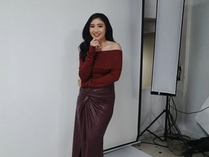 Febby Rastanty Bayar Kerinduan Fans Usai Main Sinetron Lagi Febby Rastanty Bayar Kerinduan Fans Usai Main Sinetron Lagi