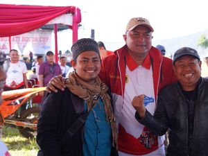 Pemkab Bogor Bangun Jalan di Desa Malasari Kawasan TN Gunung Halimun Pemkab Bogor Bangun Jalan di Desa Malasari Kawasan TN Gunung Halimun