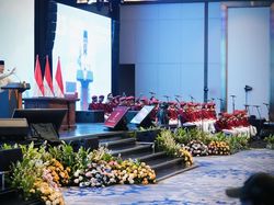 Pesan Prabowo ke Siswa Sekolah Rakyat: Cintai Orang Tuamu, Hormati Gurumu