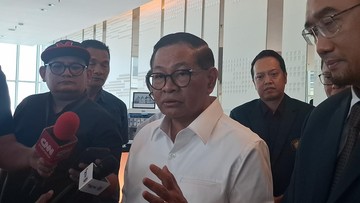    Trotoar TB Simatupang 'Dikorbankan': Pramono Pilih Macet Tuntas?