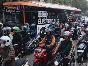 PKB Dukung Alih Fungsi Trotoar TB Simatupang, Yakin Tak Usik Hak Pejalan Kaki PKB Dukung Alih Fungsi Trotoar TB Simatupang, Yakin Tak Usik Hak Pejalan Kaki