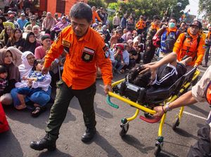 Simulasi Gempa di Bandung, Warga Dilatih Hadapi Ancaman Sesar Lembang Simulasi Gempa di Bandung, Warga Dilatih Hadapi Ancaman Sesar Lembang