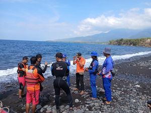 Penyelam Asal Banyuwangi Hilang di Pantai Elong-Elong Lombok Timur Penyelam Asal Banyuwangi Hilang di Pantai Elong-Elong Lombok Timur