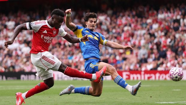 Soccer Football - Premier League - Arsenal v Leeds United - Emirates Stadium, London, Britain - August 23, 2025 Arsenal's Bukayo Saka scores their second goal REUTERS/David Klein EDITORIAL USE ONLY. NO USE WITH UNAUTHORIZED AUDIO, VIDEO, DATA, FIXTURE LISTS, CLUB/LEAGUE LOGOS OR 'LIVE' SERVICES. ONLINE IN-MATCH USE LIMITED TO 120 IMAGES, NO VIDEO EMULATION. NO USE IN BETTING, GAMES OR SINGLE CLUB/LEAGUE/PLAYER PUBLICATIONS. PLEASE CONTACT YOUR ACCOUNT REPRESENTATIVE FOR FURTHER DETAILS..