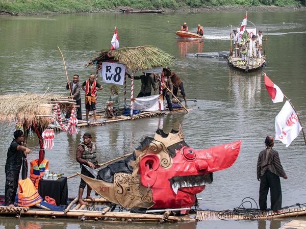 Bengawan Solo Hidup Kembali lewat Festival Gethek dan Tebar Mina