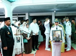 Eks Sekda Sulsel Mappatoeroeng Parawansa Wafat, Gubernur Andi Sudirman Berduka Eks Sekda Sulsel Mappatoeroeng Parawansa Wafat, Gubernur Andi Sudirman Berduka