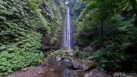 Keindahan Air Terjun Cakung di Gunung Welirang Mojokerto