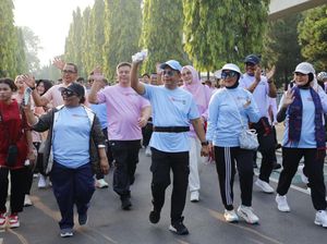 Rayakan Puncak HUT Ke-80, Kemendagri Gelar Jalan Sehat dan Bazar di TMII Rayakan Puncak HUT Ke-80, Kemendagri Gelar Jalan Sehat dan Bazar di TMII