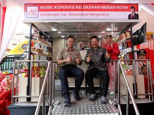 AHY Perkuat Ekonomi Rakyat Lewat Koperasi Kelurahan Merah Putih di Madiun AHY Perkuat Ekonomi Rakyat Lewat Koperasi Kelurahan Merah Putih di Madiun
