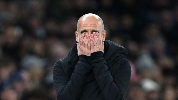 LONDON, ENGLAND - FEBRUARY 26: Pep Guardiola, Manager of Manchester City, reacts during the Premier League match between Tottenham Hotspur FC and Manchester City FC at Tottenham Hotspur Stadium on February 26, 2025 in London, England. (Photo by Shaun Botterill/Getty Images)