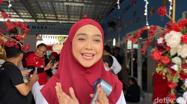Gosip Terkini Selebriti Insertlive : Menang Lomba 17-an di Sekolah Moana, Ria Ricis Pilih Hibahkan Hadiah