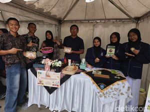 Mengintip Ragam Inovasi Pelajar di Stand UMKM Pekan Seni Anak Pintar Indonesia Mengintip Ragam Inovasi Pelajar di Stand UMKM Pekan Seni Anak Pintar Indonesia
