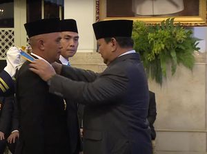 Dirikan Panti Lansia, Aipda Irvan Terima Bintang Kemanusiaan dari Prabowo Dirikan Panti Lansia, Aipda Irvan Terima Bintang Kemanusiaan dari Prabowo