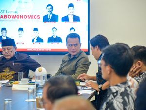 Ijeck Apresiasi Program Menteri ESDM soal Pembangunan PLTS untuk 5.600 Desa Ijeck Apresiasi Program Menteri ESDM soal Pembangunan PLTS untuk 5.600 Desa