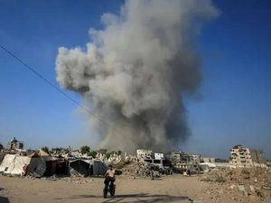 Pilu 42 Orang Tewas dalam Serangan Terbaru Israel di Gaza Pilu 42 Orang Tewas dalam Serangan Terbaru Israel di Gaza