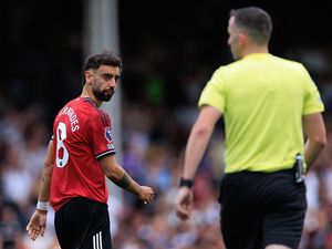 Bruno Gagal Penalti Karena Sempat Disenggol Wasit, Emang Ngaruh? Bruno Gagal Penalti Karena Sempat Disenggol Wasit, Emang Ngaruh?