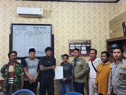 Kades Buka Suara soal Viral Karnaval di Jombang Diwarnai Adu Jotos