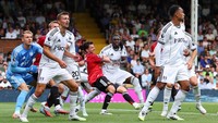 MU sempat dapat penalti saat melawan Fulham di Craven Cottage, Minggu (24/8/2025). (Foto: Marc Atkins/Getty Images)