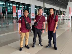 Warga Turki Dideportasi Usai Ketahuan Overstay Saat Kunjungi Istri di Soppeng Warga Turki Dideportasi Usai Ketahuan Overstay Saat Kunjungi Istri di Soppeng