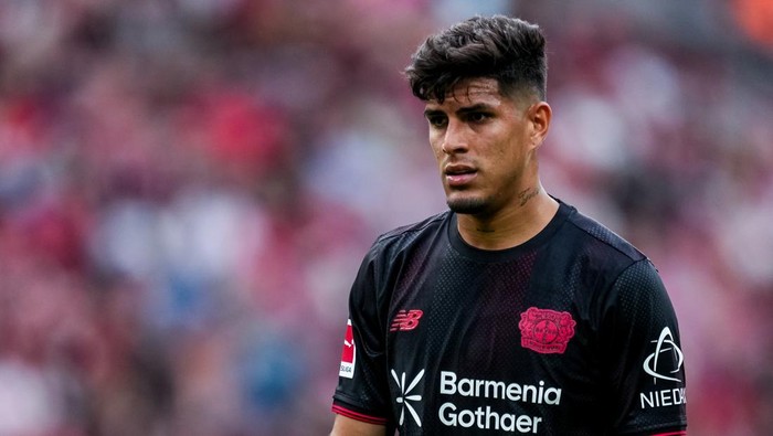 Arsenal Ikutan Kejar Piero Hincapie, Ganggu Spurs Lagi