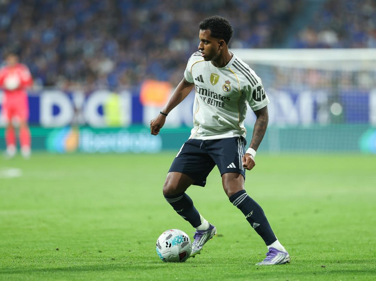 Rodrygo menjadi starter saat Madrid mengalahkan Oviedo. Foto: Irina R. Hipolito/Europa Press via Getty Images