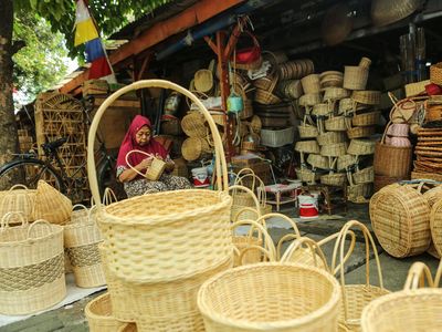 UMKM Sumringah, KUR 2025 Sudah Salurkan Rp169,2 Triliun