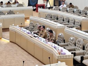 Wamendagri Ungkap Pajak Bangunan Andalan Pendapatan Daerah Se-Indonesia