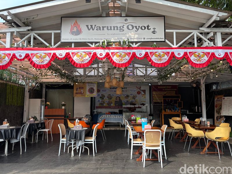 Warung Oyot.