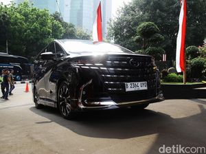 Alphard yang Disita dari Eks Wamenaker Noel Dikembalikan