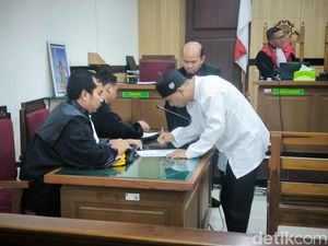 Sidang Perdana Mafia Tanah Gresik, Surveyor BPN Didakwa Terlibat