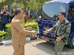 Cuaca Buruk Erupsi Gunung Ile Lewotolok Tunda Kunker Kepala BNPB ke Larantuka Cuaca Buruk Erupsi Gunung Ile Lewotolok Tunda Kunker Kepala BNPB ke Larantuka