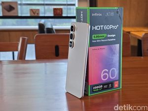 Unboxing Infinix Hot 60 Pro Plus: HP Tipis Harga Rp 2 Jutaan, Ada JKT48 Unboxing Infinix Hot 60 Pro Plus: HP Tipis Harga Rp 2 Jutaan, Ada JKT48