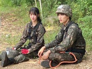 Jang Wonyoung IVE & Kai EXO Dipertemukan, Wamil Bareng Bak Kakak-Adik Jang Wonyoung IVE & Kai EXO Dipertemukan, Wamil Bareng Bak Kakak-Adik