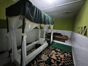 Kisah Mistis Makam Datu Museng: Ular Penjaga hingga Ziarah yang Tertolak Kisah Mistis Makam Datu Museng: Ular Penjaga hingga Ziarah yang Tertolak