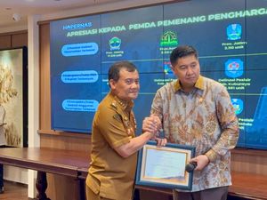 Jateng Raih Penghargaan Provinsi Terbaik Program Penyediaan Perumahan Jateng Raih Penghargaan Provinsi Terbaik Program Penyediaan Perumahan