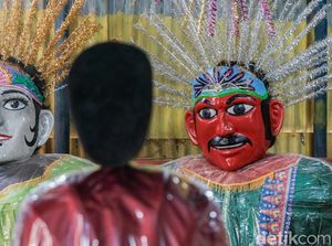 Perajin Jagakarsa Jaga Tradisi Betawi Lewat Ondel-Ondel Perajin Jagakarsa Jaga Tradisi Betawi Lewat Ondel-Ondel