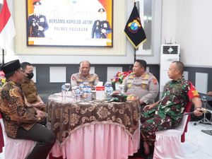 Kapolda Jatim Sambangi Polres Pasuruan Perkuat Sinergi Forkopimda Kapolda Jatim Sambangi Polres Pasuruan Perkuat Sinergi Forkopimda