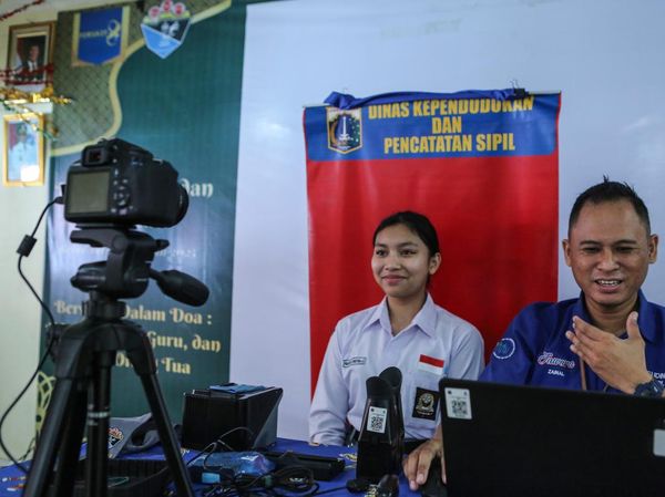 Rekam e-KTP Kini Bisa di Sekolah, Dukcapil Jemput Bola ke Siswa