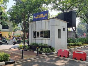 Kondisi Terkini Pos Polisi-Separator yang Sempat Dirusak Massa di DPR